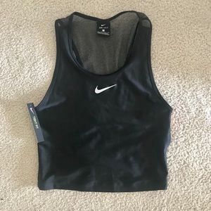 Nike women’s running shirt